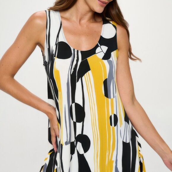 Hit Shark Bite Hem Tank - Picture 5 of 6